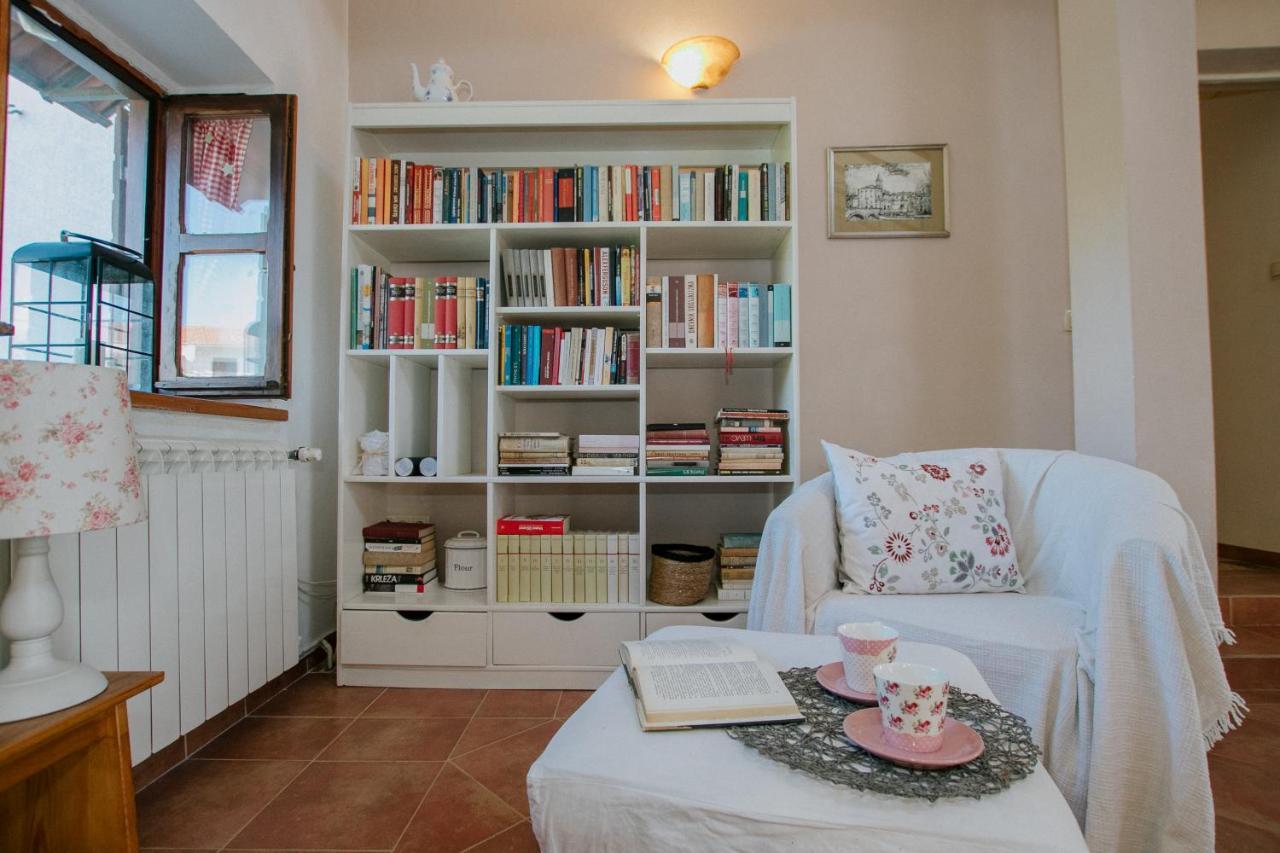 Country House Rusula Vrsine Buitenkant foto