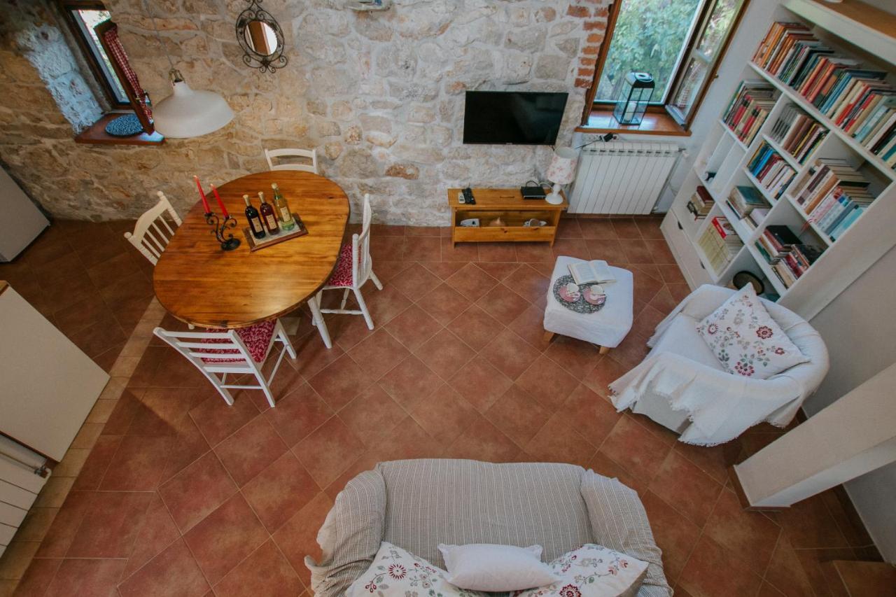 Country House Rusula Vrsine Buitenkant foto