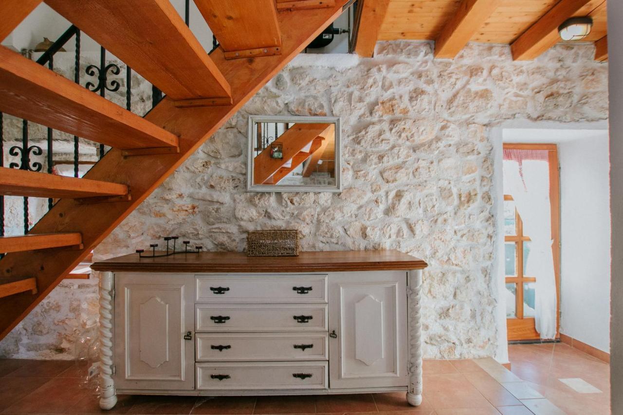 Country House Rusula Vrsine Buitenkant foto